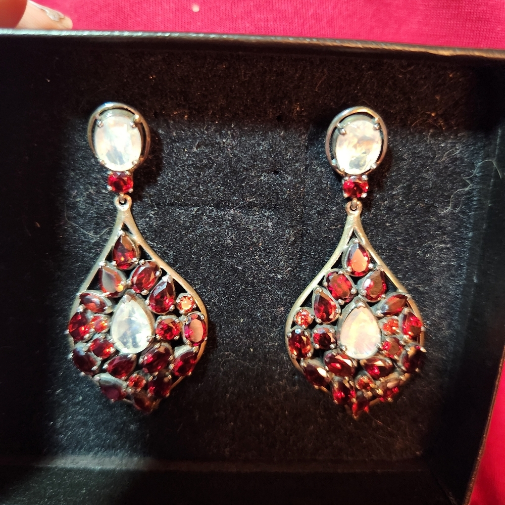 Nicky Butler RAJ Gem Drop Sterling Silver Garnet and Moonstone Earrings*Rare*NIB - Picture 3 of 17
